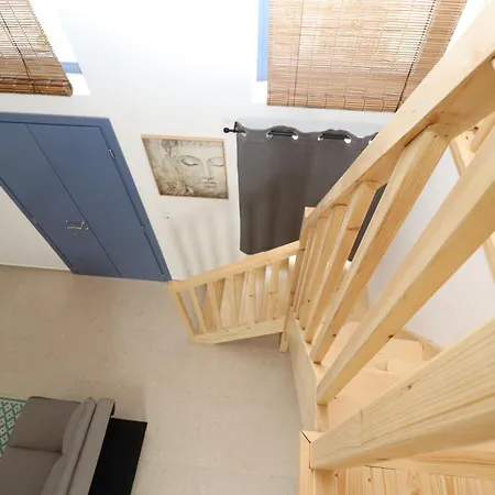 Apartment The Agia Marina Gem *