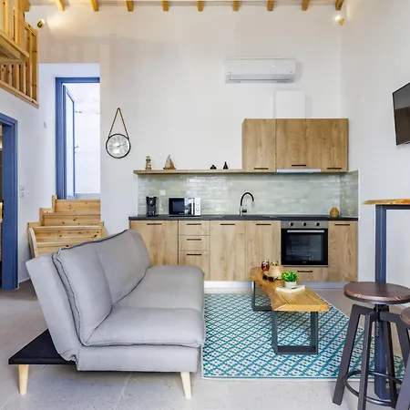 Agia Marina Loft *