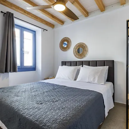 Agia Marina Loft *