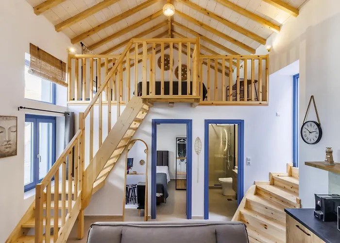 Agia Marina Loft Apartman *